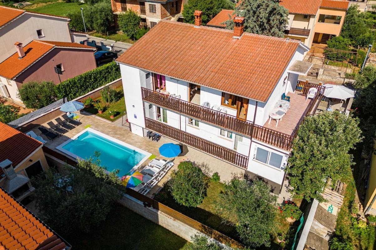 3 With Pool
